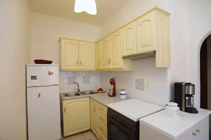 Skopelos Chara'S Lux Apartment Exterior photo