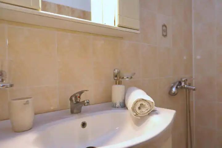 Skopelos Chara'S Lux Apartment Exterior photo